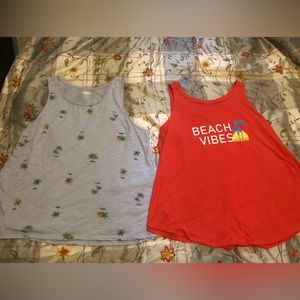 Set of 2 flowy tank tops size XL